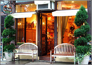 Entrance to Le Petit Cafe