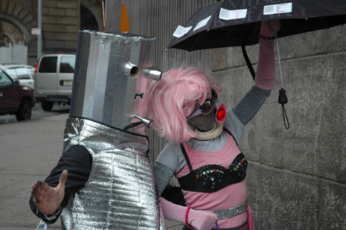 Hipster Brooklyn Robot Couple Is Getting Married!!!